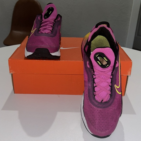 Nike Air Max 2090 GS “Active Fuchsia” Women’s Size 7 - Picture 3 of 9